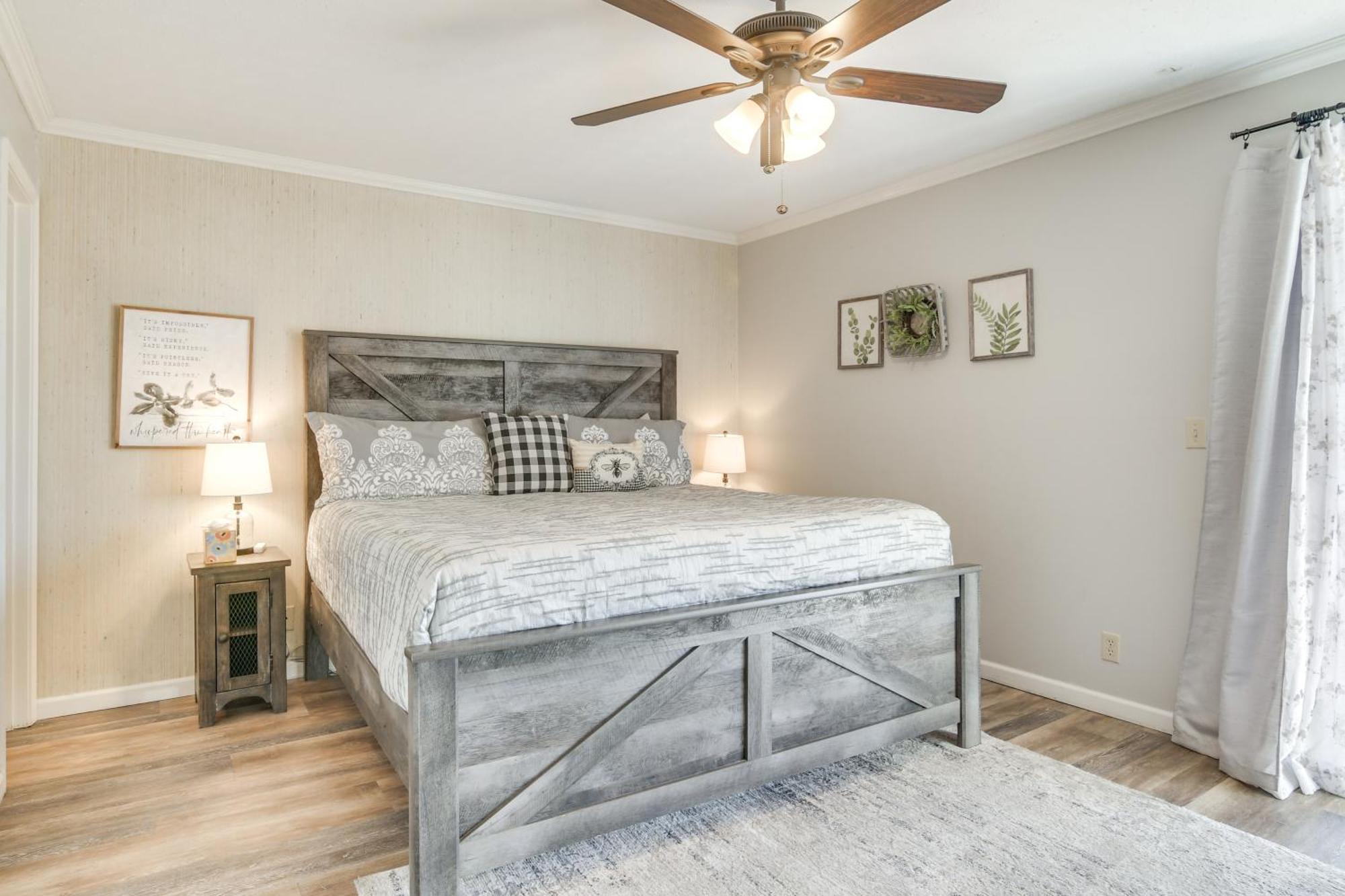 With On-site Golf Course Access! Branson