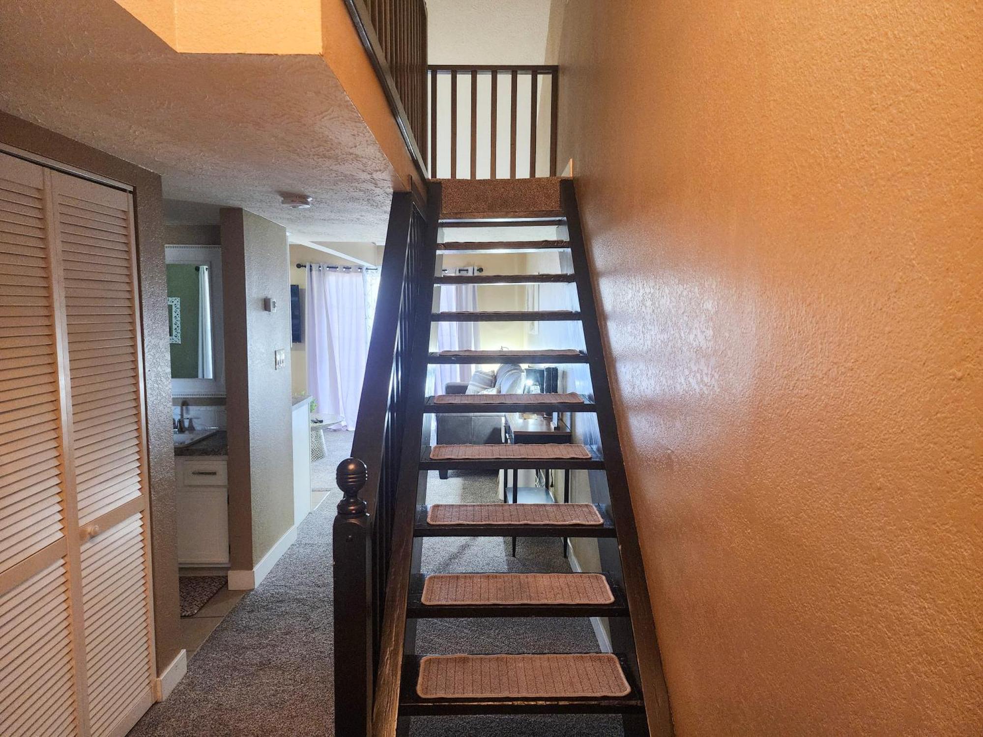 Apartment 2br Cozy - Centrally Located - Free Activities Included - Stairs Required - Fc27-6 Branson
