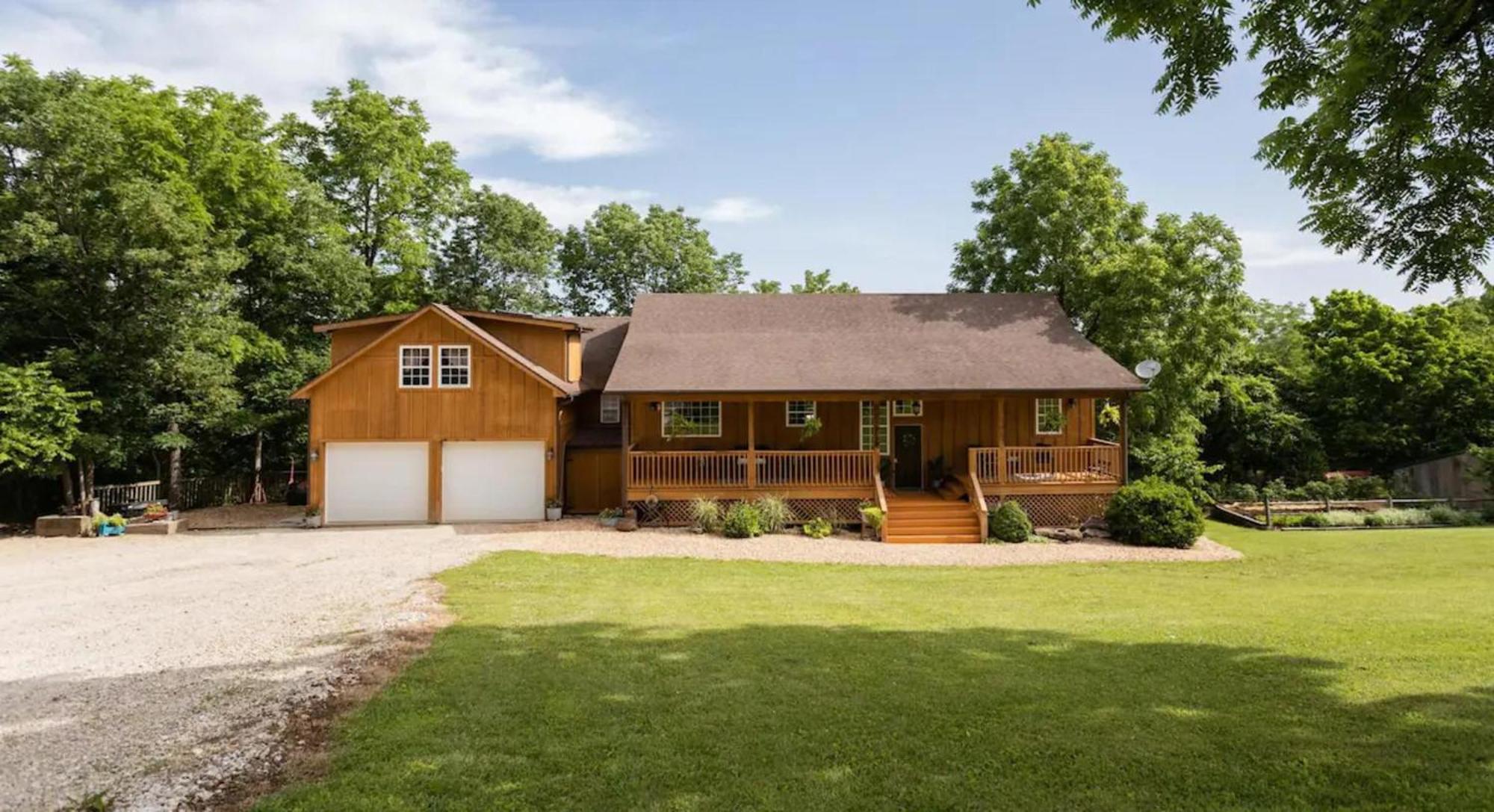 Holiday home 5 Bed Mountain View Retreat Branson