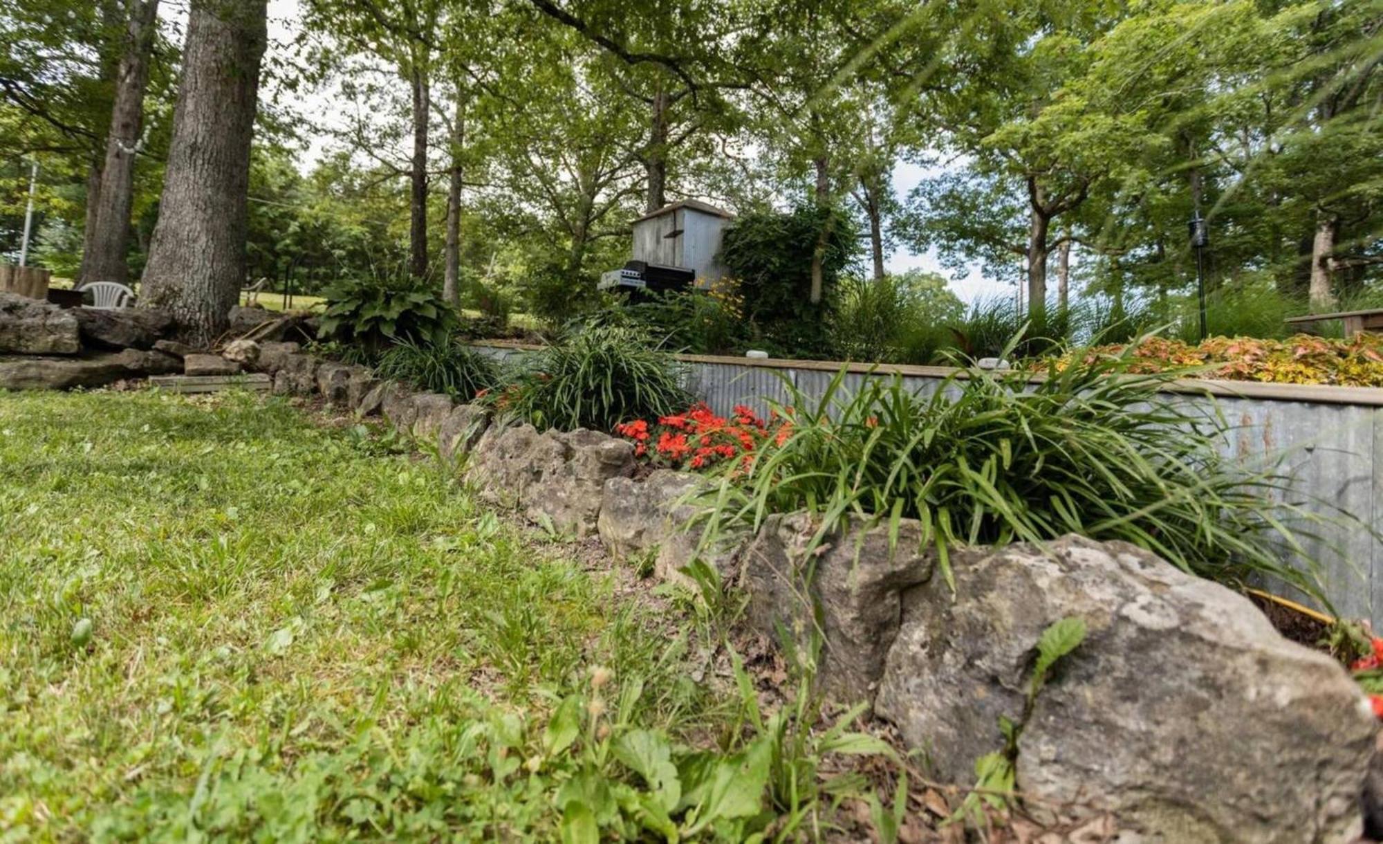 5 Bed Mountain View Retreat