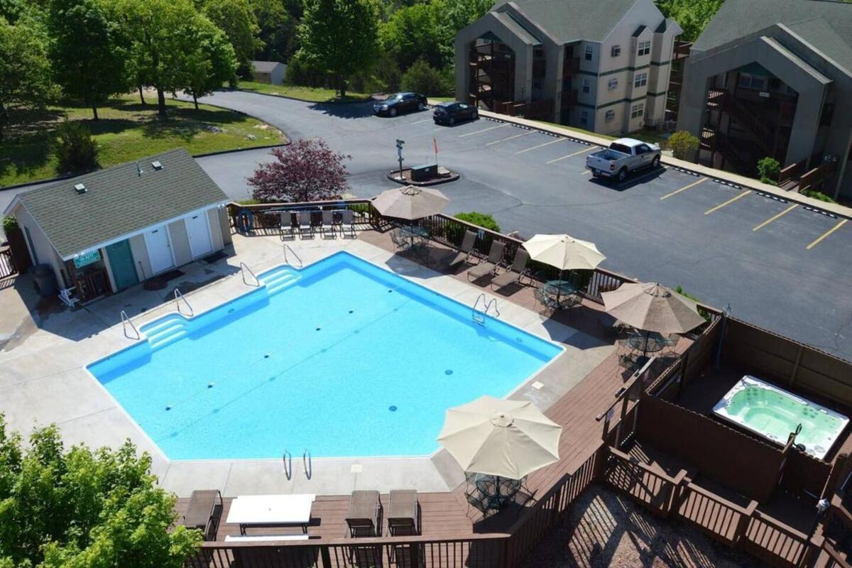 Lakeside Laziness, By Sdc, Pool, Lake, Pets Ok, 28-4 *