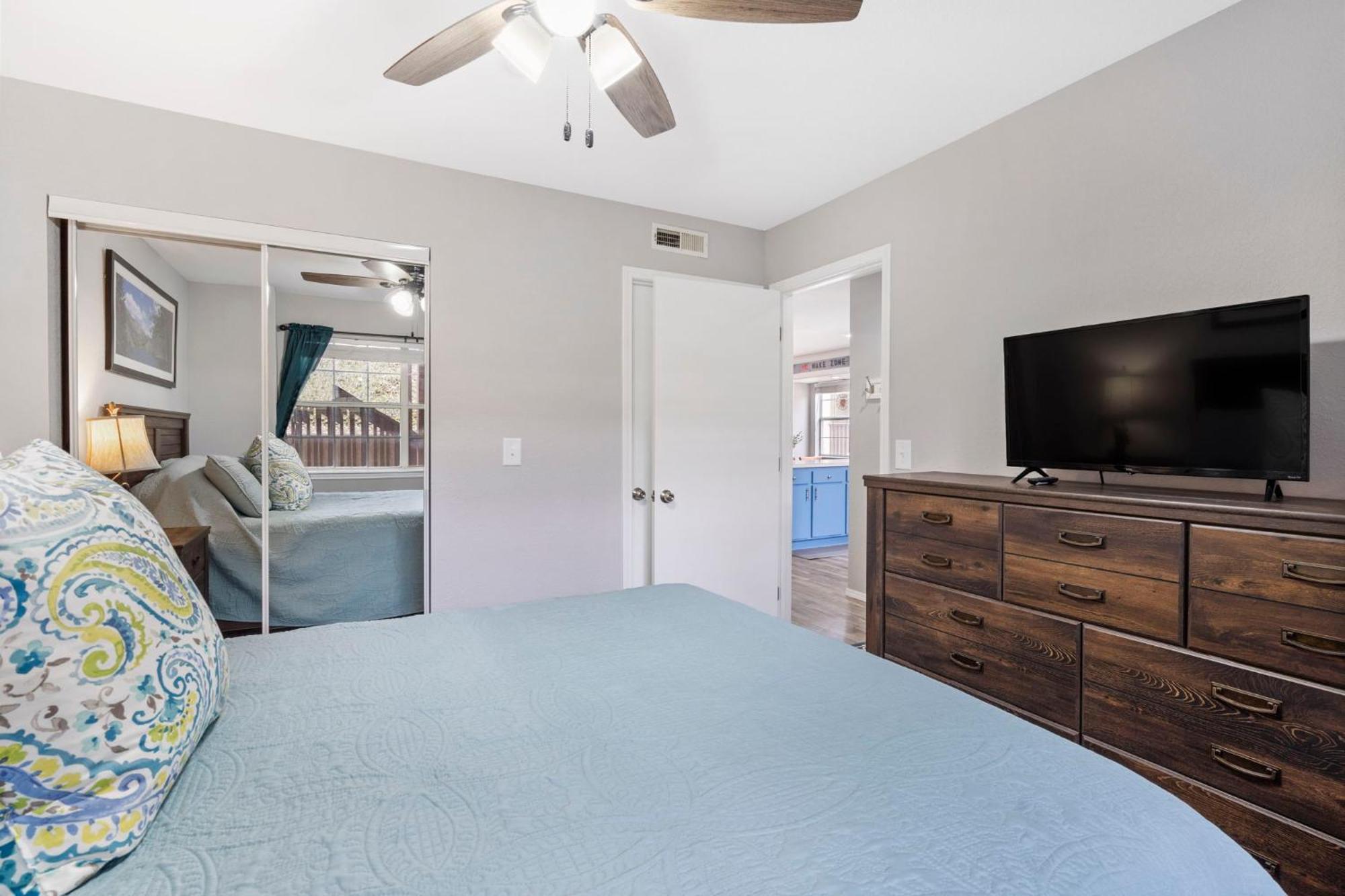 No Wake Zone, 2br, Bysdc, Onlake, Pebble Beach, 21-2