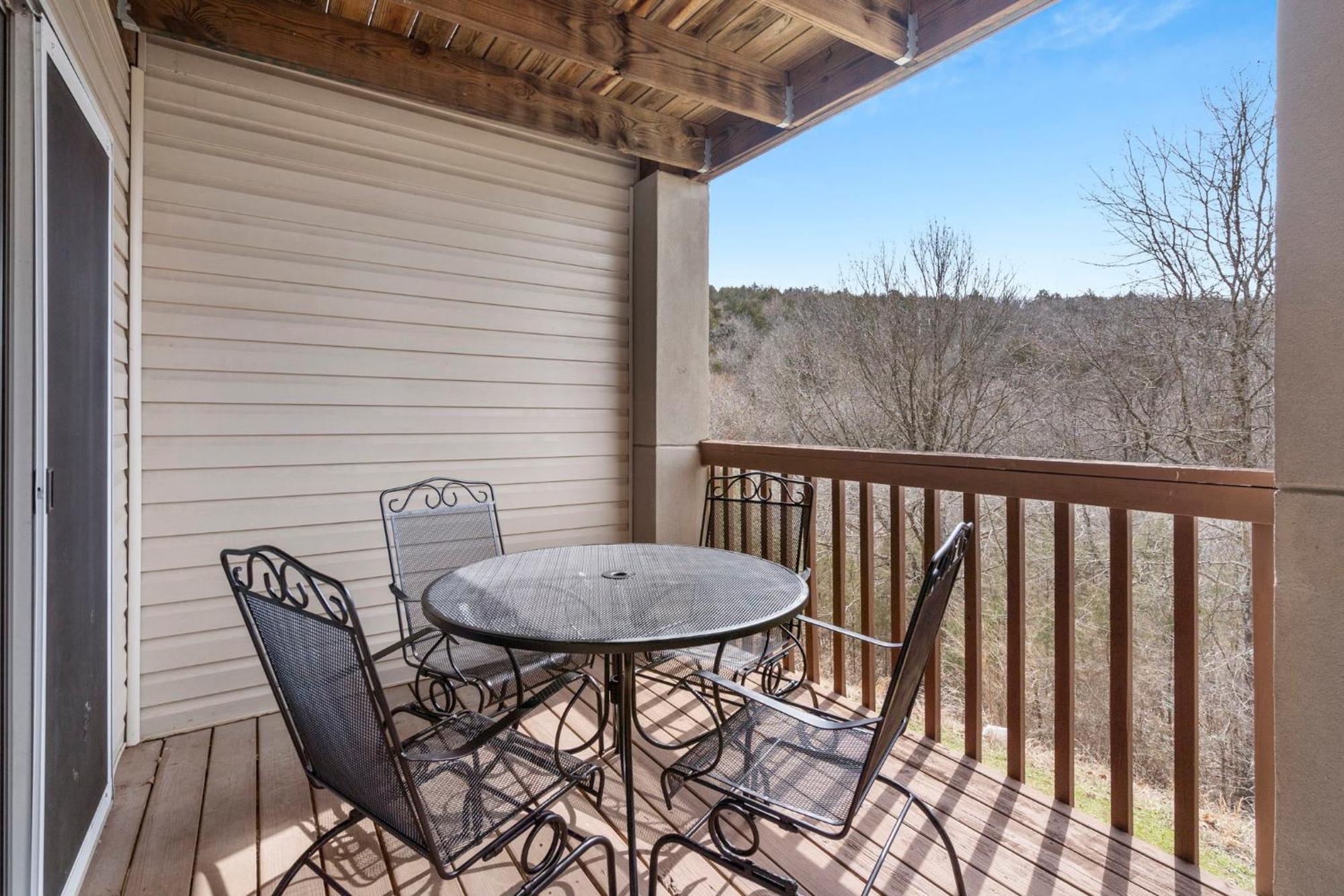 Apartment No Wake Zone, 2br, Bysdc, Onlake, Pebble Beach, 21-2