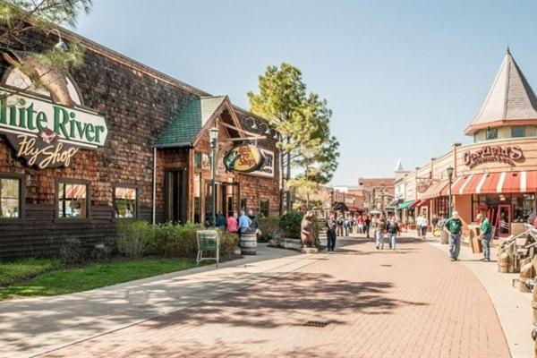 No Wake Zone, 2br, Bysdc, Onlake, Pebble Beach, 21-2 Apartment
