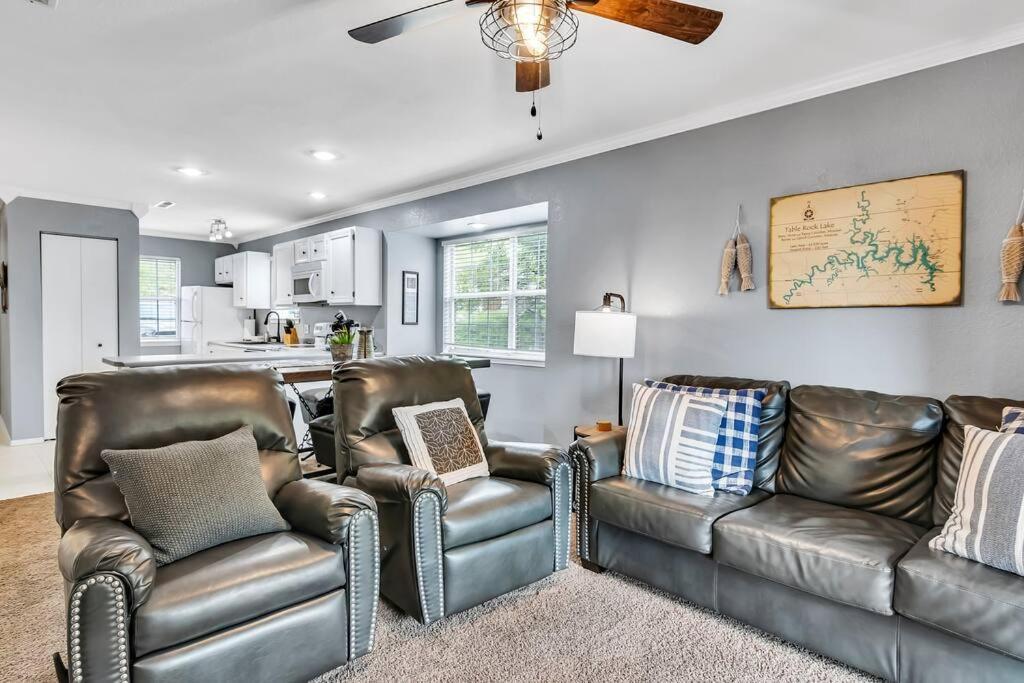 Lakeside With Outdoor Theater, 4min To Silver Dollar Apartment *