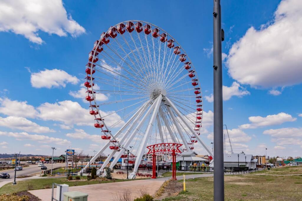 Apartment Lakeside With Outdoor Theater, 4min To Silver Dollar Branson