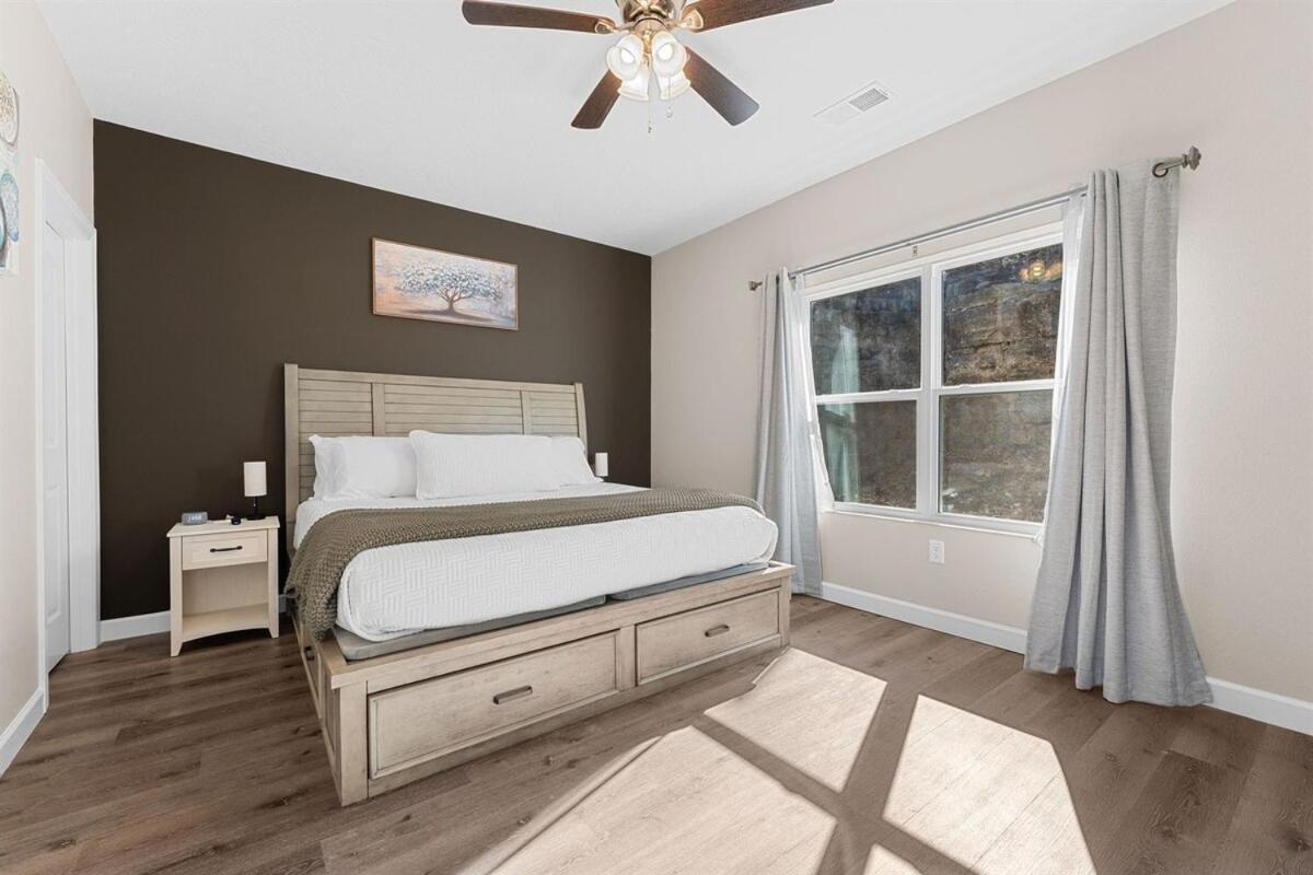Spring Special No Dog Fee New Listing No Steps King Beds * Branson