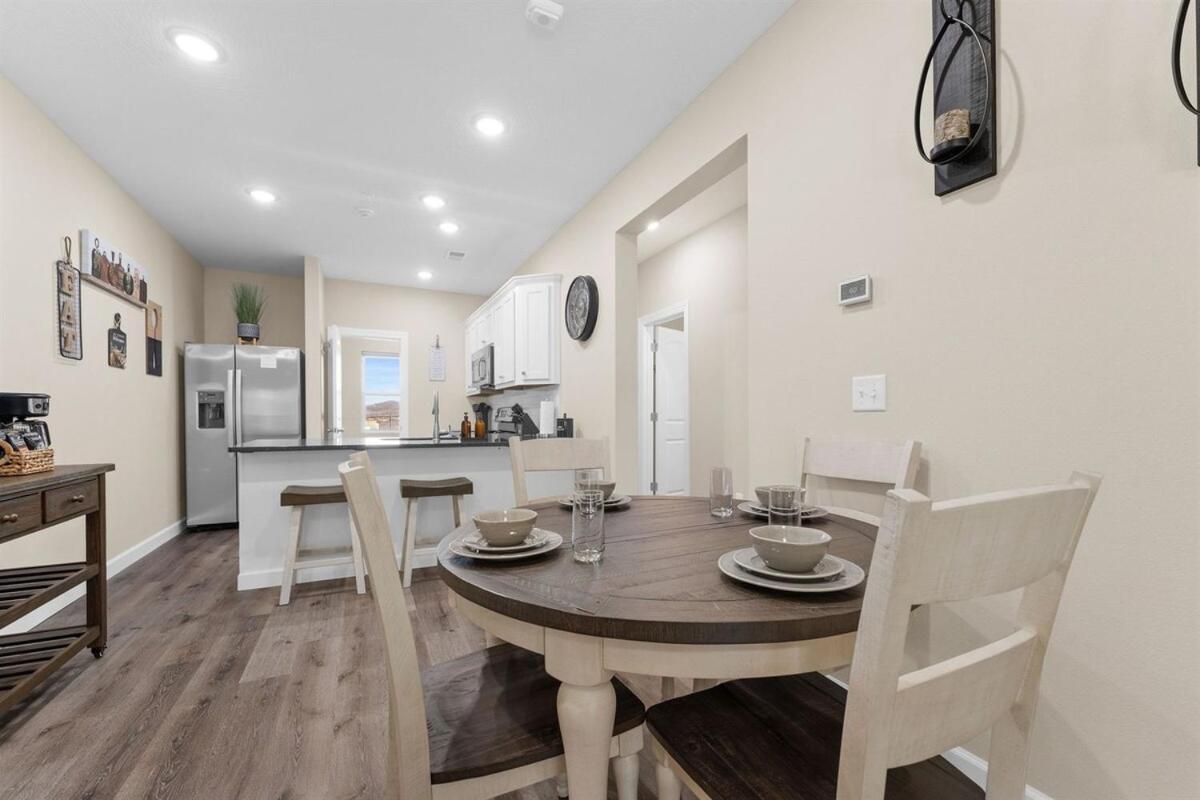 Spring Special No Dog Fee New Listing No Steps King Beds Apartment Branson