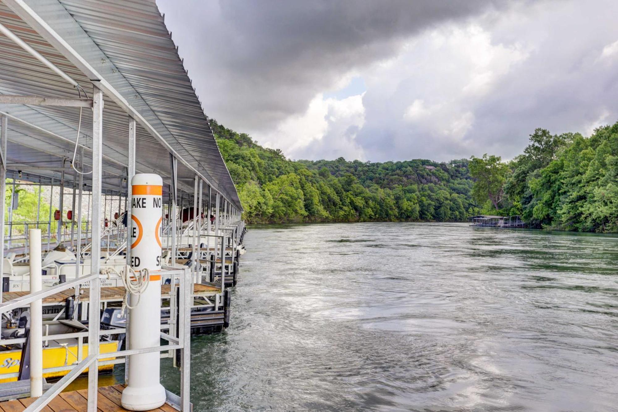 Apartment Updated Taneycomo With Screened Porch! Branson