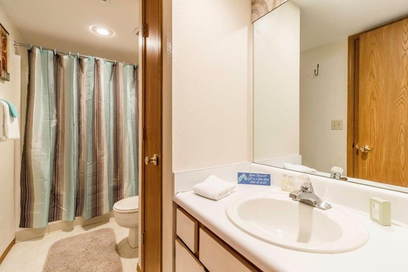 Apartment Walk-in Eagles Nest With Pool And Hot Tub Near Silver Dollar