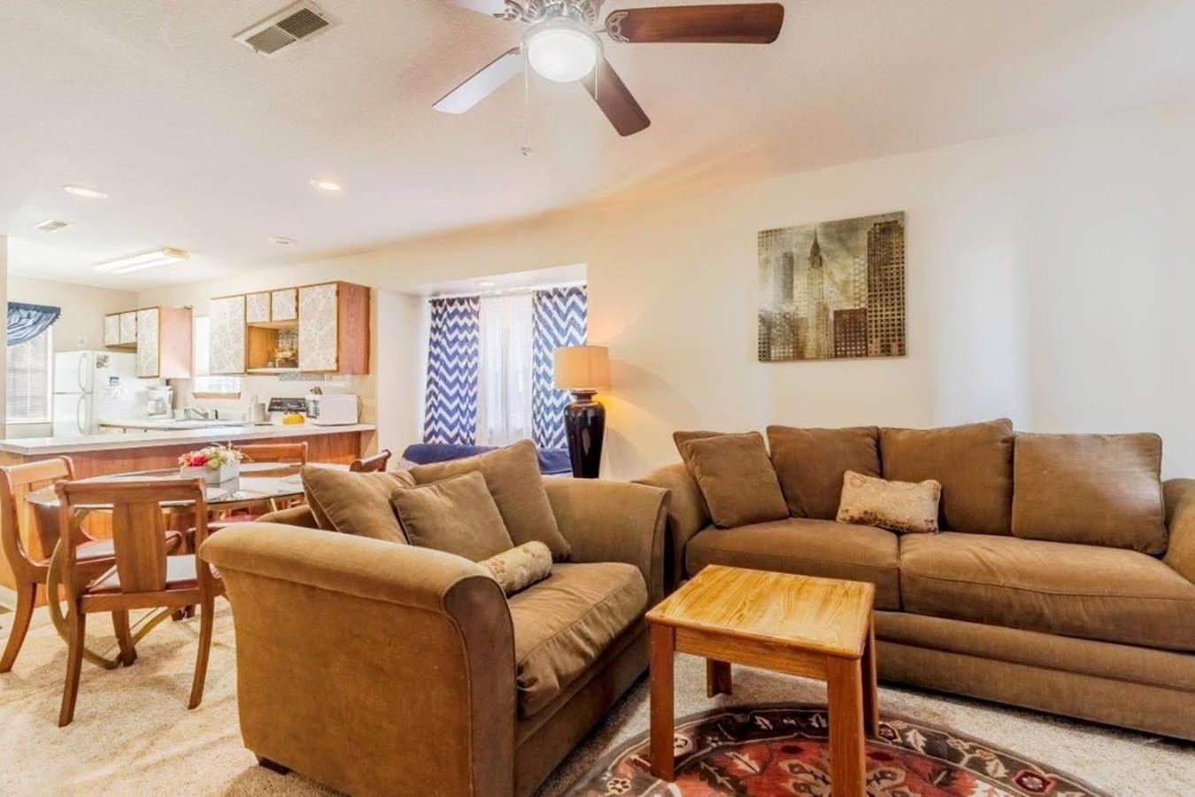 Walk-in Eagles Nest With Pool And Hot Tub Near Silver Dollar * Branson