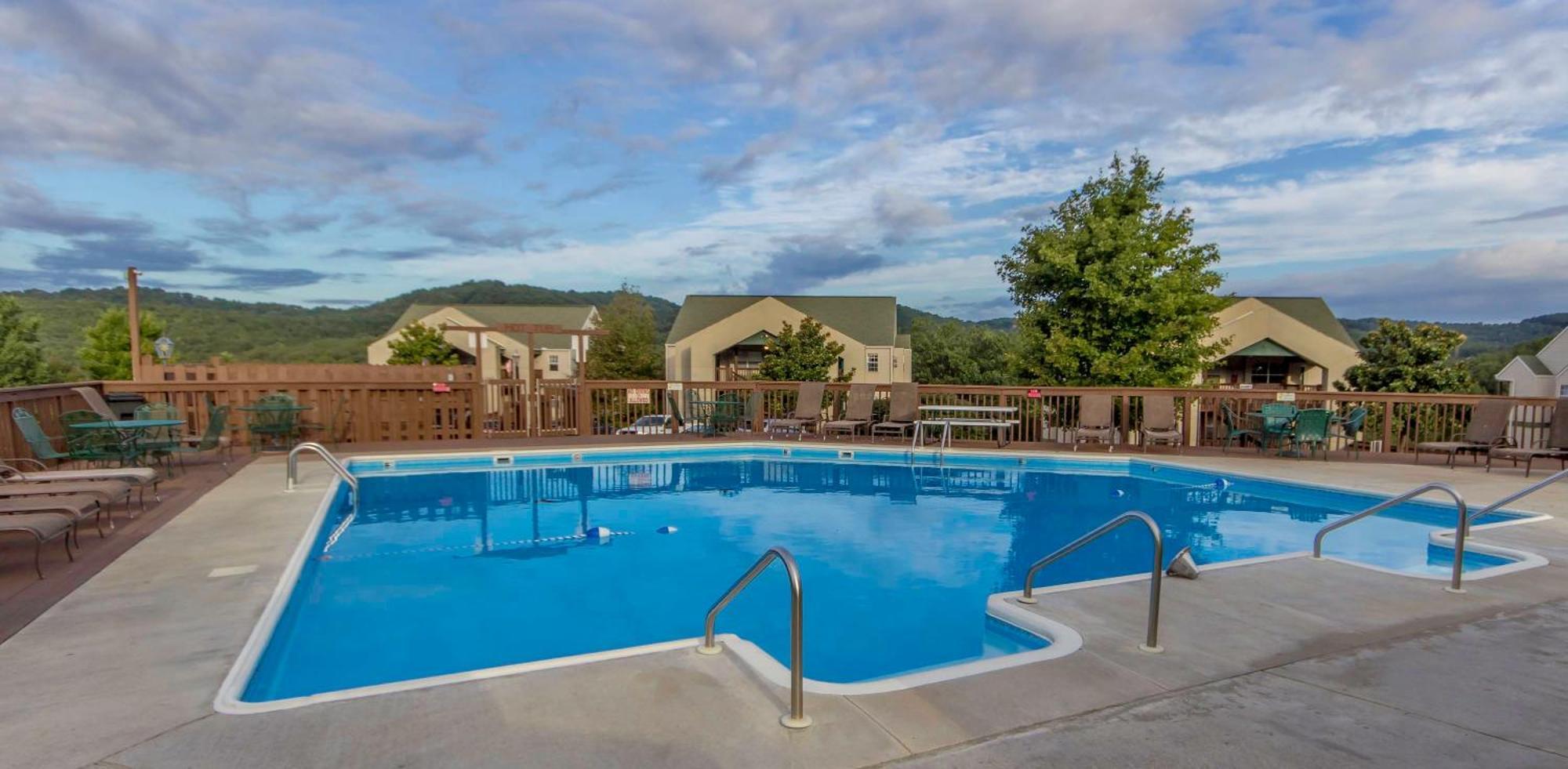 Floor Eagles Nest With Pool And Hot Tub And Views Next To Sdc Apartment Branson