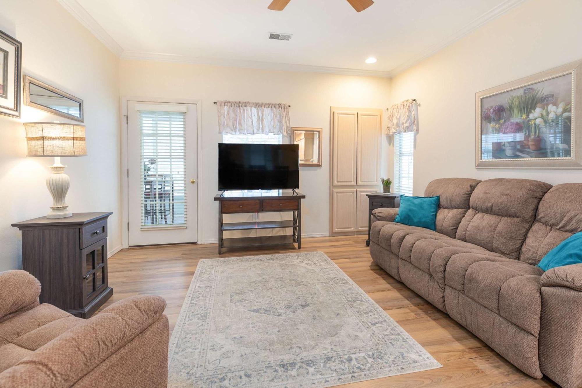 Greenside Hideaway - In The Heart Of Holiday home Branson
