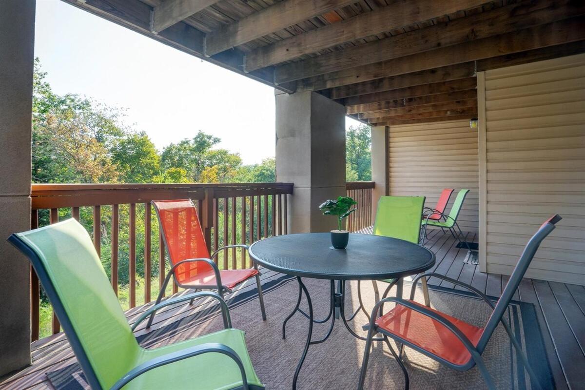 Spring Break Special! By Sdc, On Lake, Big Deck 20-1 Apartment