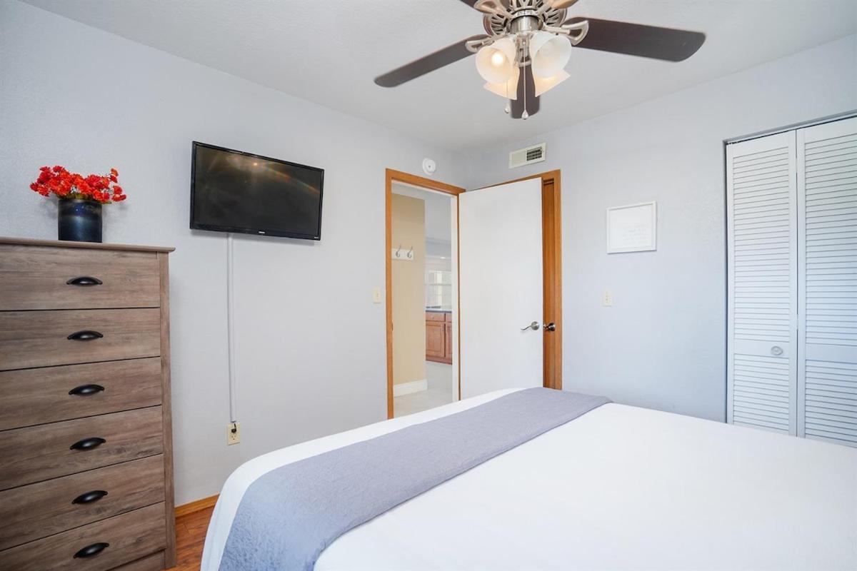 Apartment Spring Break Special! By Sdc I Big Deck I On I 19-2 *