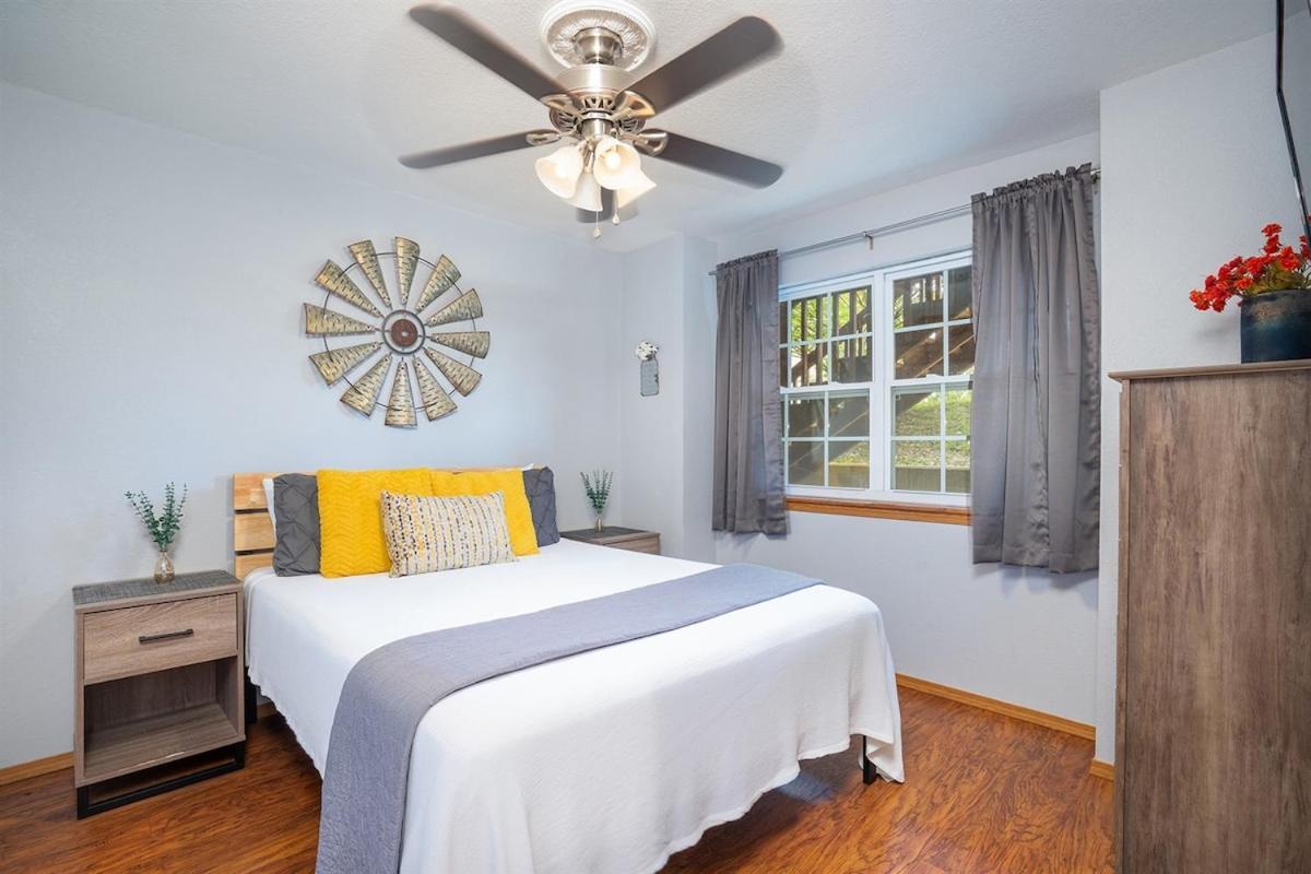 Spring Break Special! By Sdc I Big Deck I On I 19-2 Apartment *