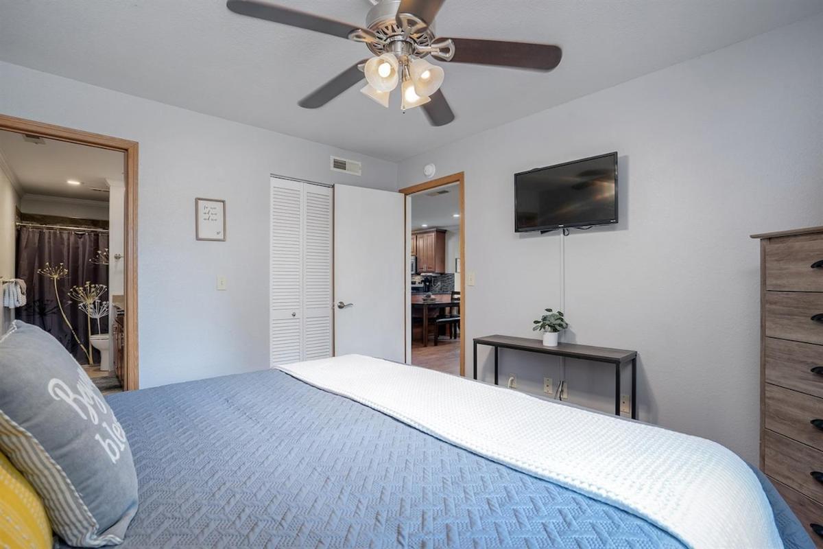 Apartment Spring Break Special! By Sdc I Big Deck I On I 19-2