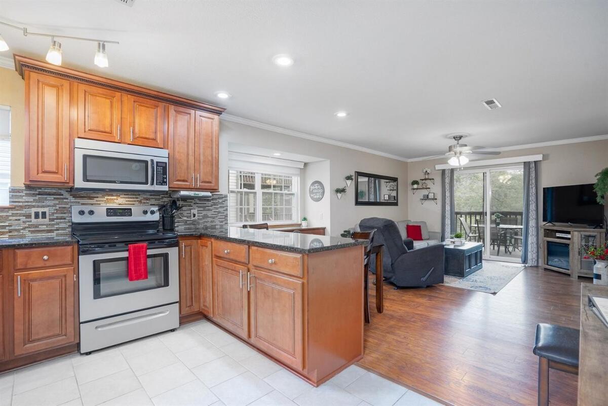Spring Break Special! By Sdc I Big Deck I On I 19-2 Apartment Branson