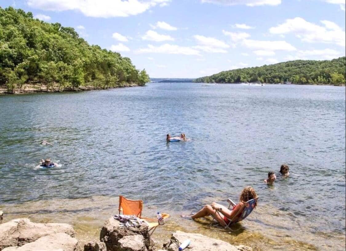 Spring Break Special! View, By Sdc, Deck, 5-5 Branson
