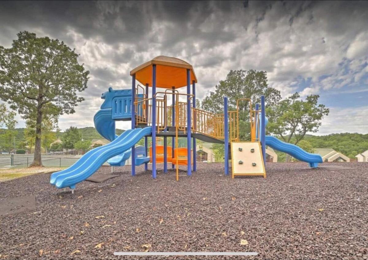 Spring Break Special! View, By Sdc, Deck, 5-5 Apartment