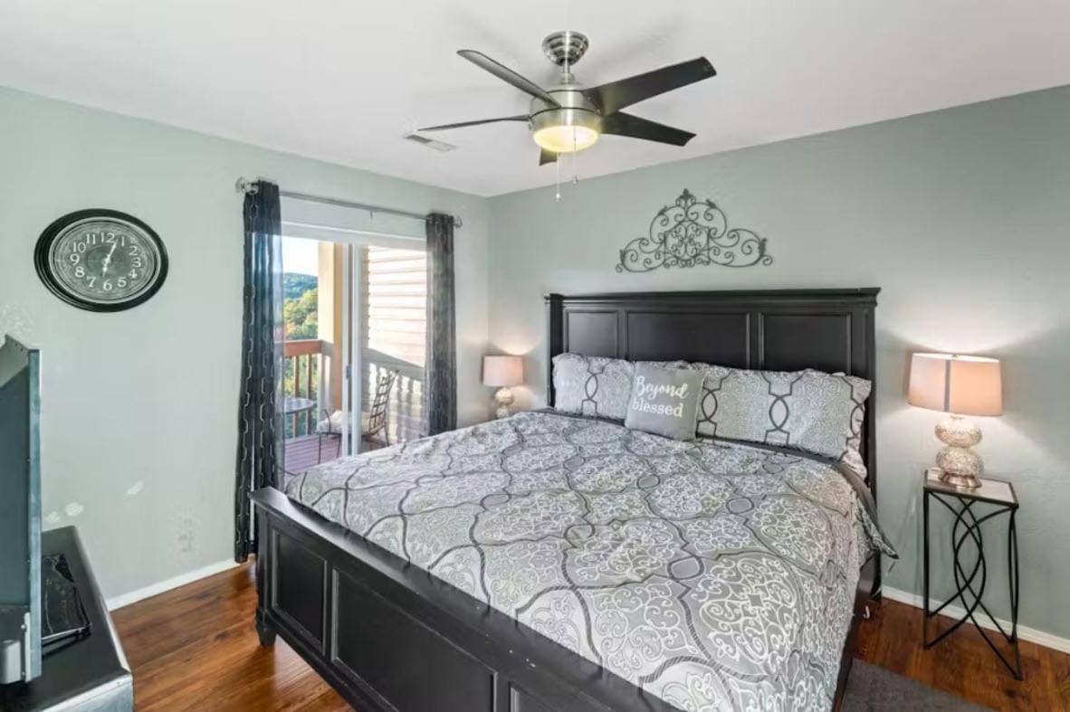 Apartment Spring Break Special! View, By Sdc, Deck, 5-5 Branson