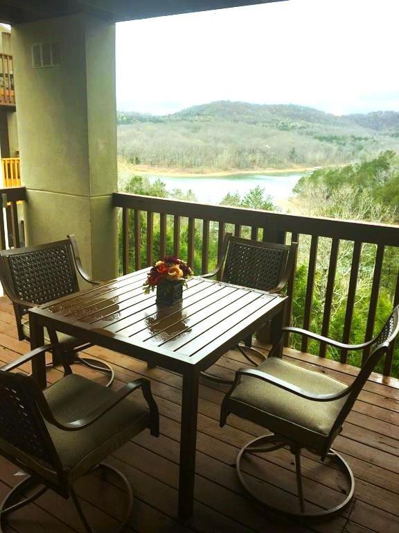 Spring Break Special! View, Sdc, No Stairs, 9-3 Apartment *