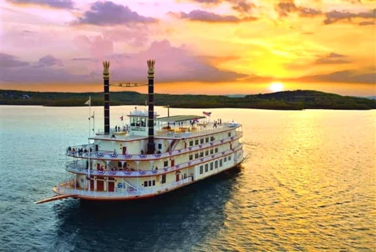 Spring Break Special! View, Sdc, No Stairs, 9-3 *