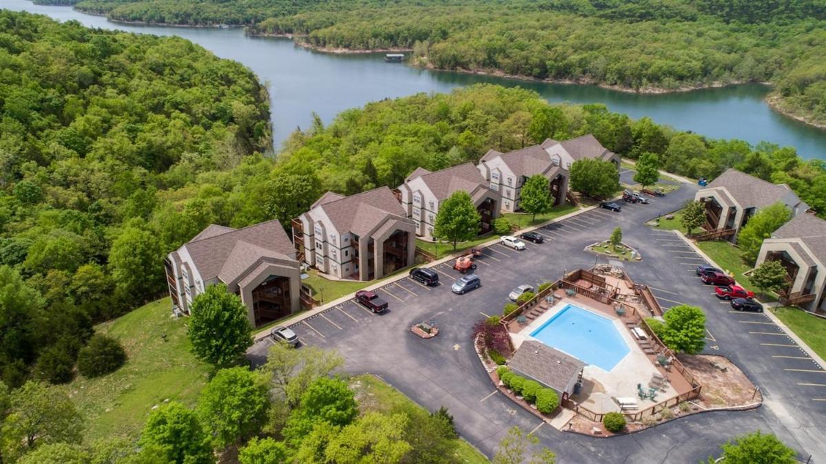 Apartment Spring Break Special! Lake, By Sdc, Large Deck 4-5 *