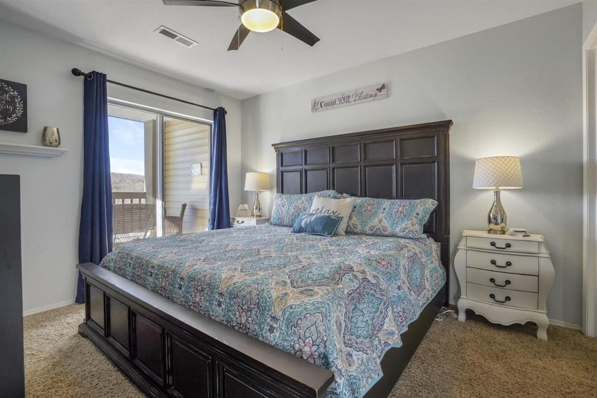 Spring Break Special! Lake, By Sdc, Large Deck 4-5 Apartment Branson