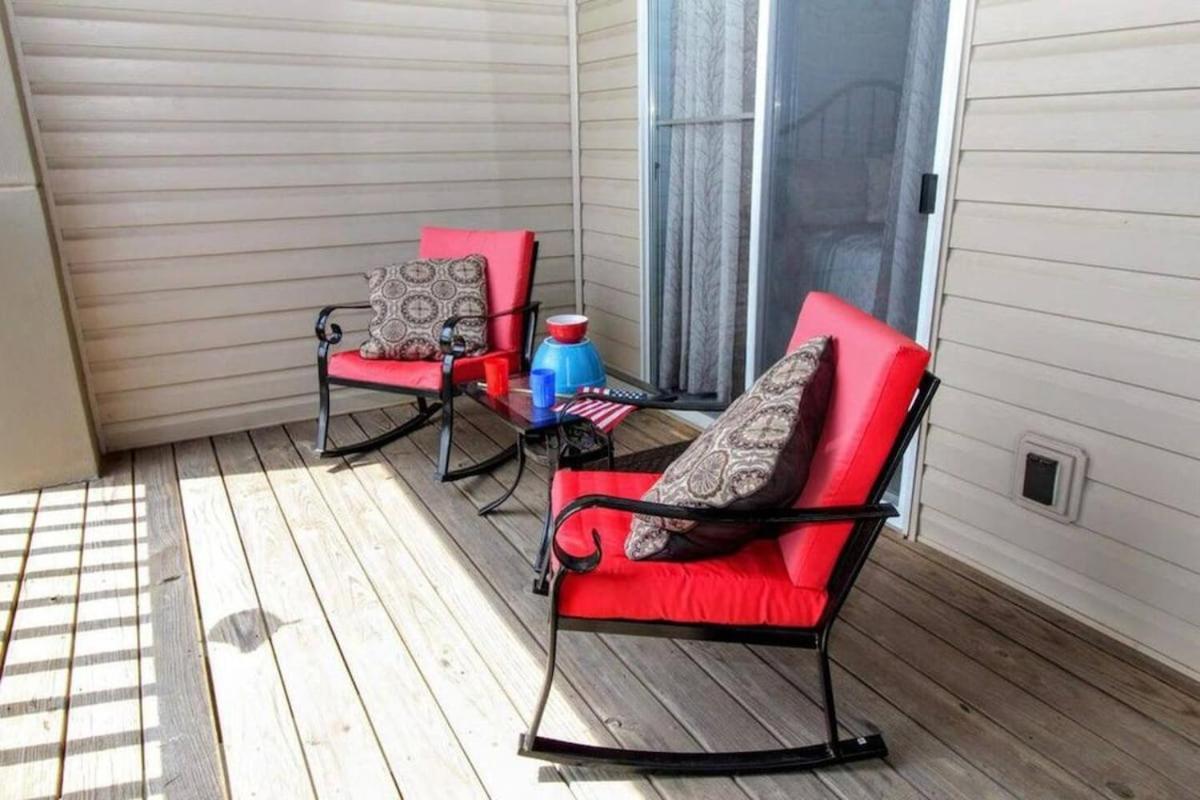 Apartment Spring Break Special! No Stairs, By Sdc, Deck 39-3 Branson