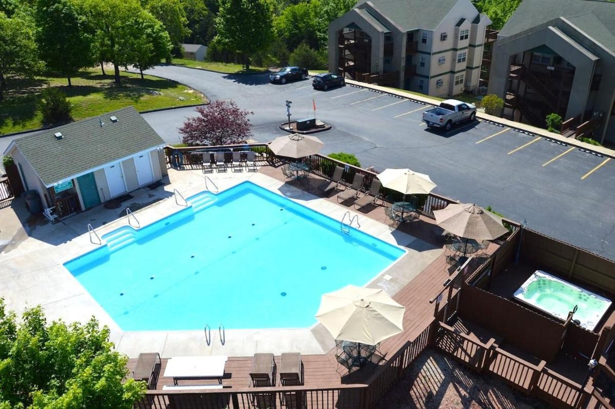 Spring Break Special! No Stairs, By Sdc, Deck 39-3 Branson