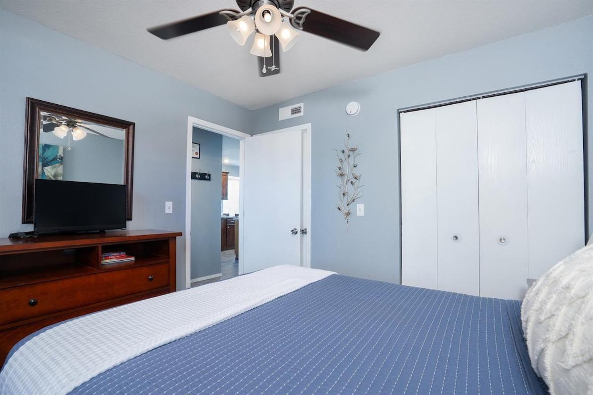 Spring Break Special! No Stairs, By Sdc, Deck 39-3 Apartment