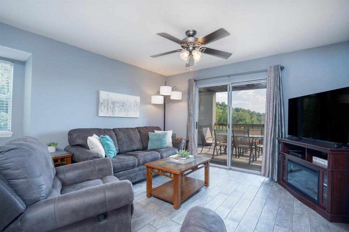 Apartment Spring Break Special! No Stairs, By Sdc, Deck 39-3 Branson