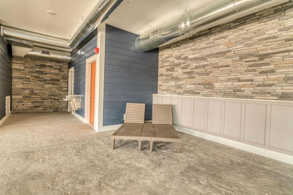 Holiday home Putting Green-table Rock View-$400 Of Free Tickets-super Location-hot Tub! *