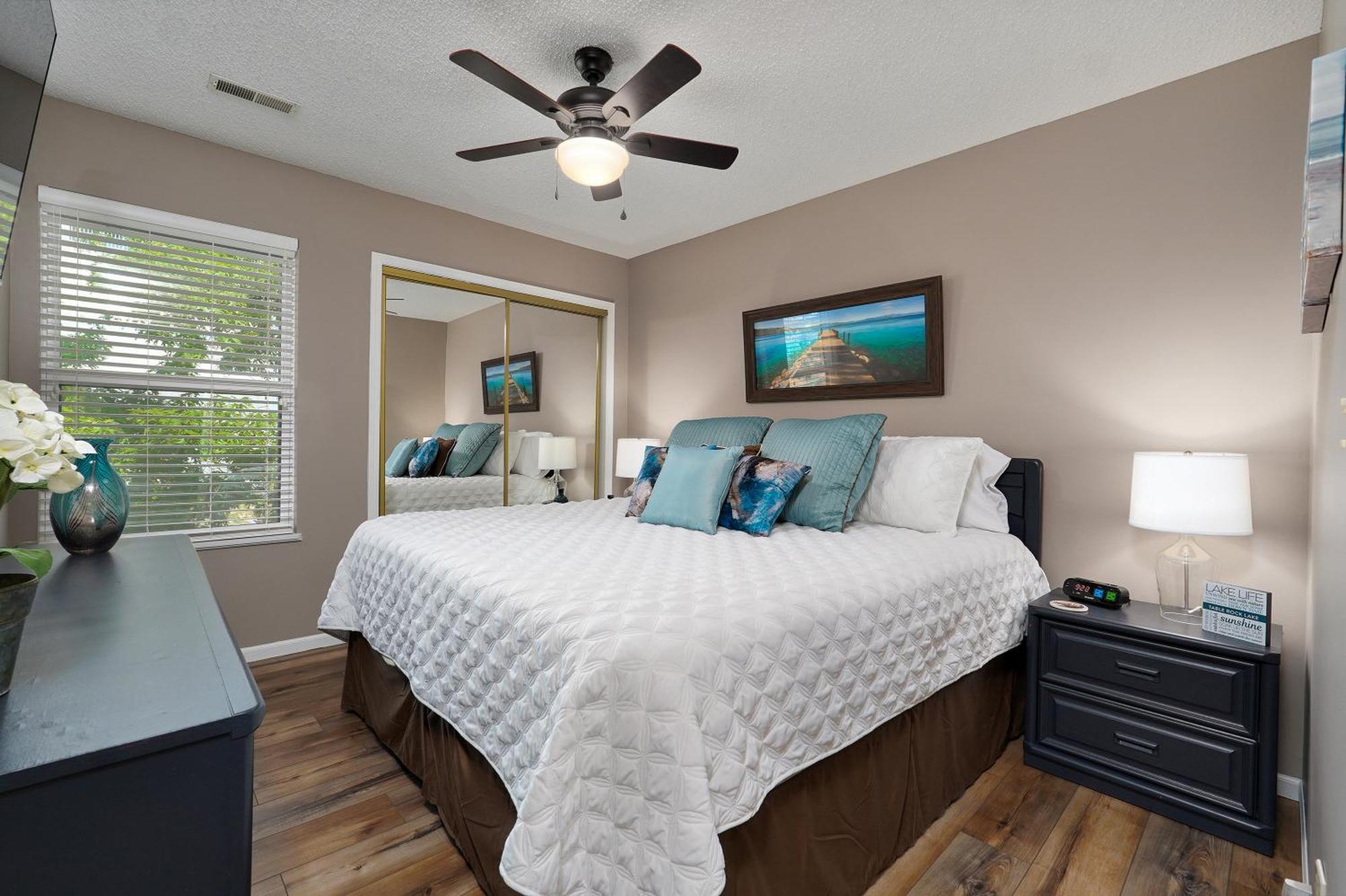 Red Oak 916 Branson