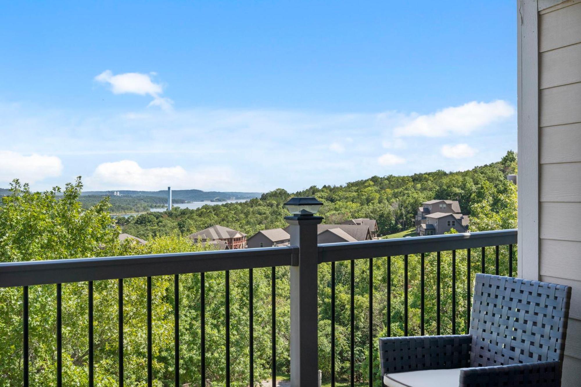 Red Cedar 601 Branson