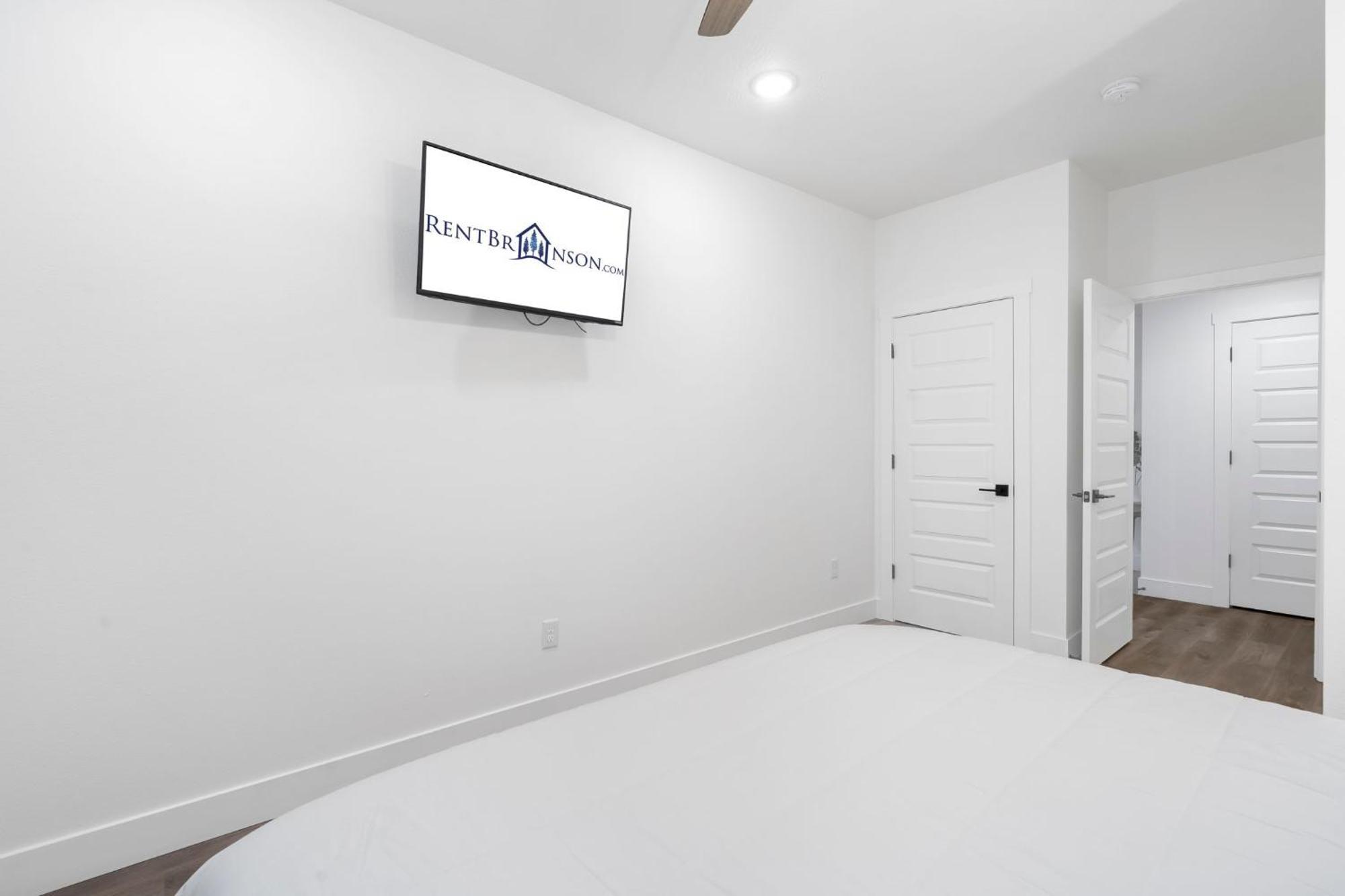 Modern 3 Bedroom Branson