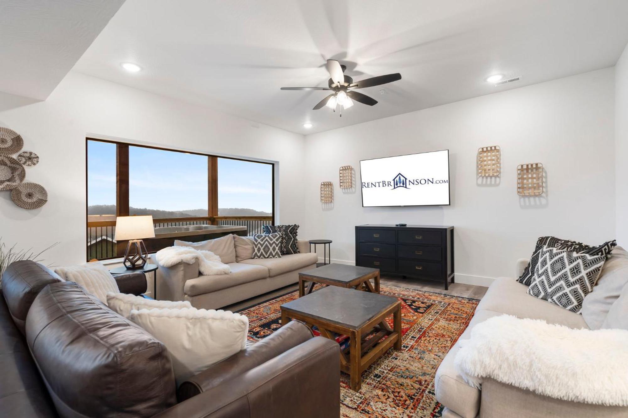 Modern 3 Bedroom Holiday home *