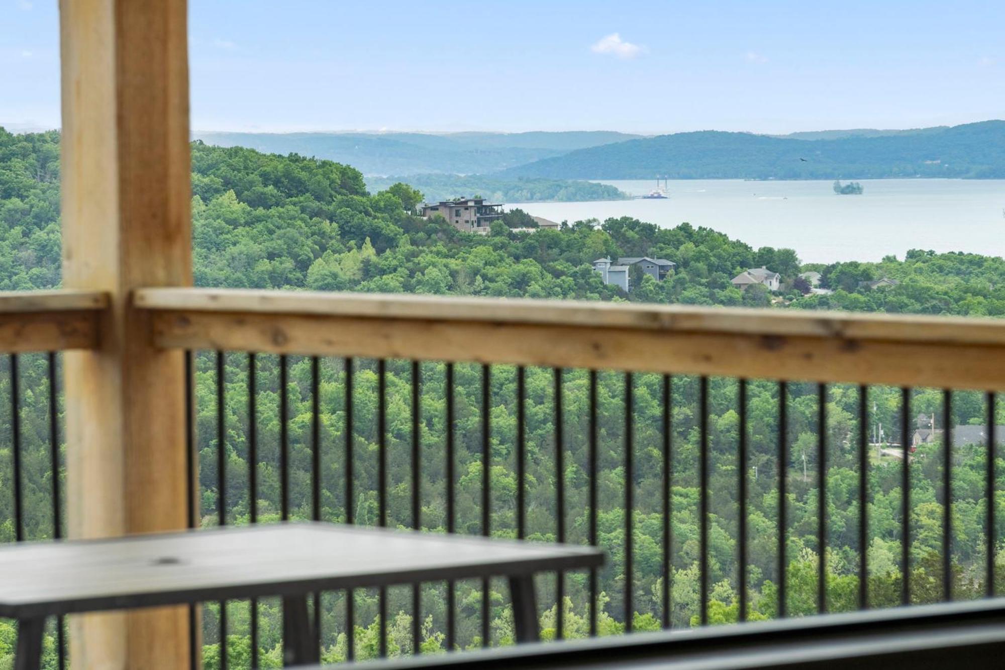 Modern 3 Bedroom Branson