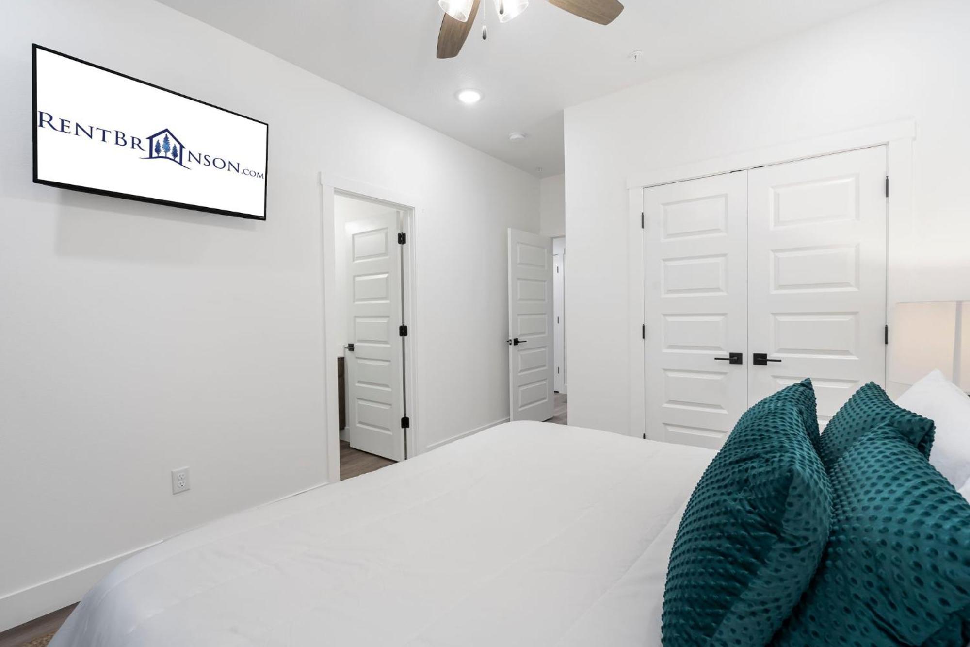 Gorgeous Views, $400 Daily Local Activities, Community Amenities, Near Sdc! Branson