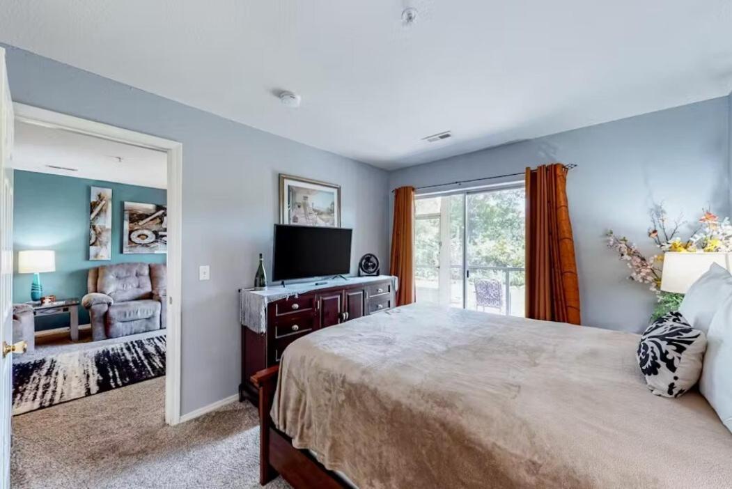 Spring Break Special! Screened Porch, Pet Ok, 34-7 * Branson