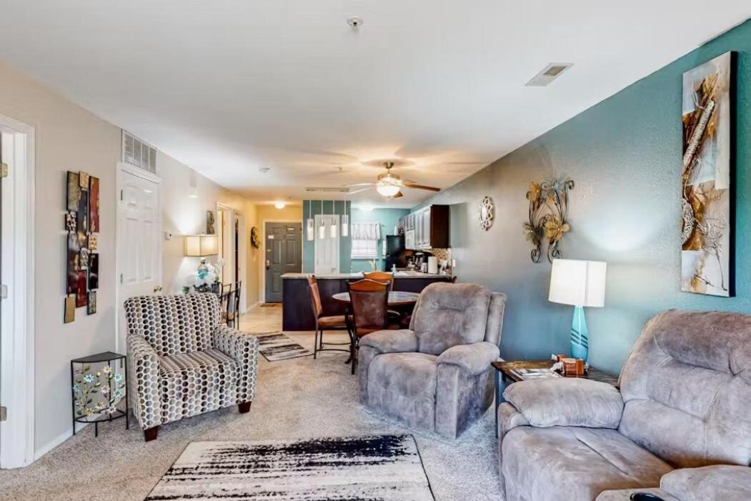 Spring Break Special! Screened Porch, Pet Ok, 34-7 Apartment Branson