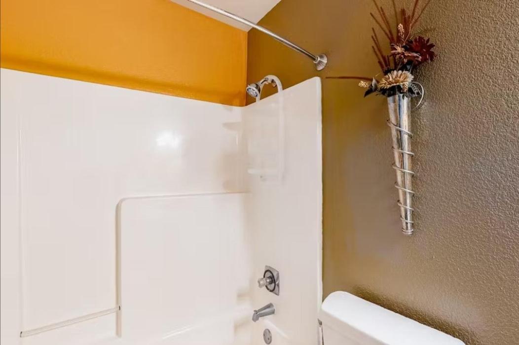 Spring Break Special! Screened Porch, Pet Ok, 34-7 Apartment