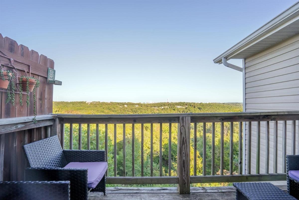 Spring Break Special! Between Strip & Sdc, 2903-6 Branson