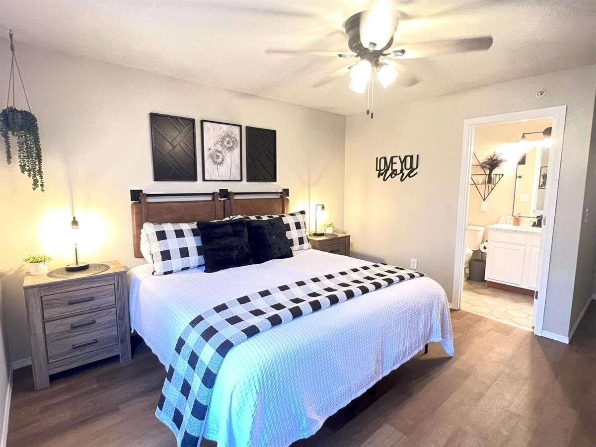 Spring Break Special! Between Strip & Sdc, 2901-6 Apartment Branson