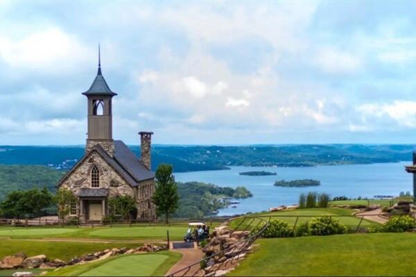 Spring Break Special! Golf, In, Outdoor Pools, 52-7