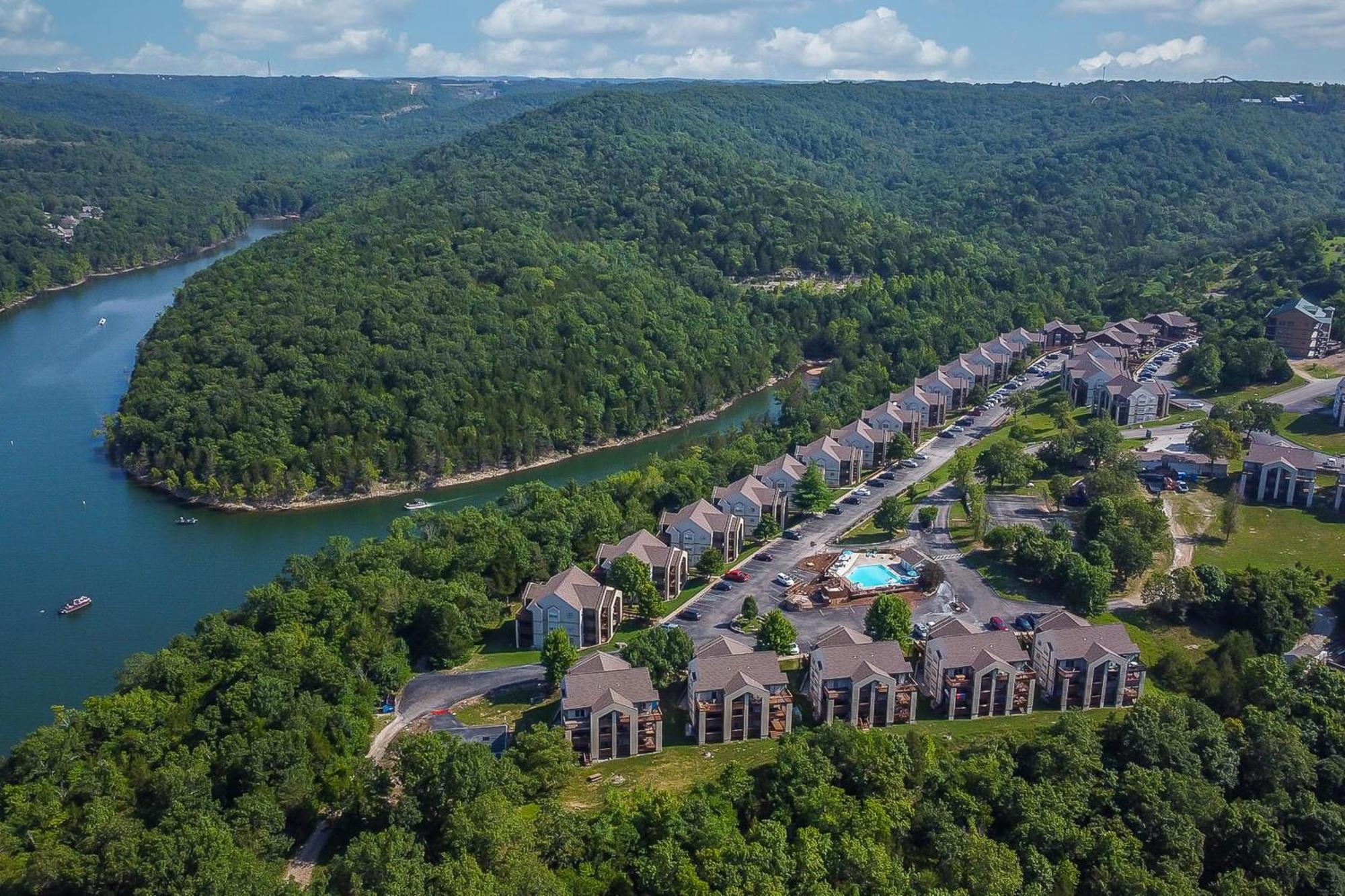 Lakeside Escape Branson
