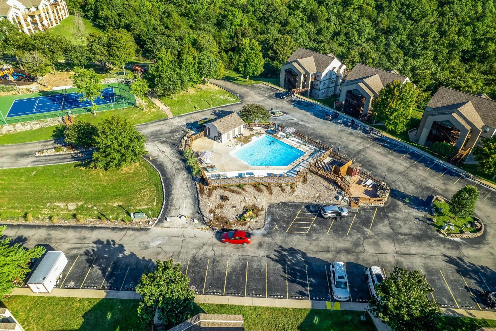 Lakeside Escape Branson