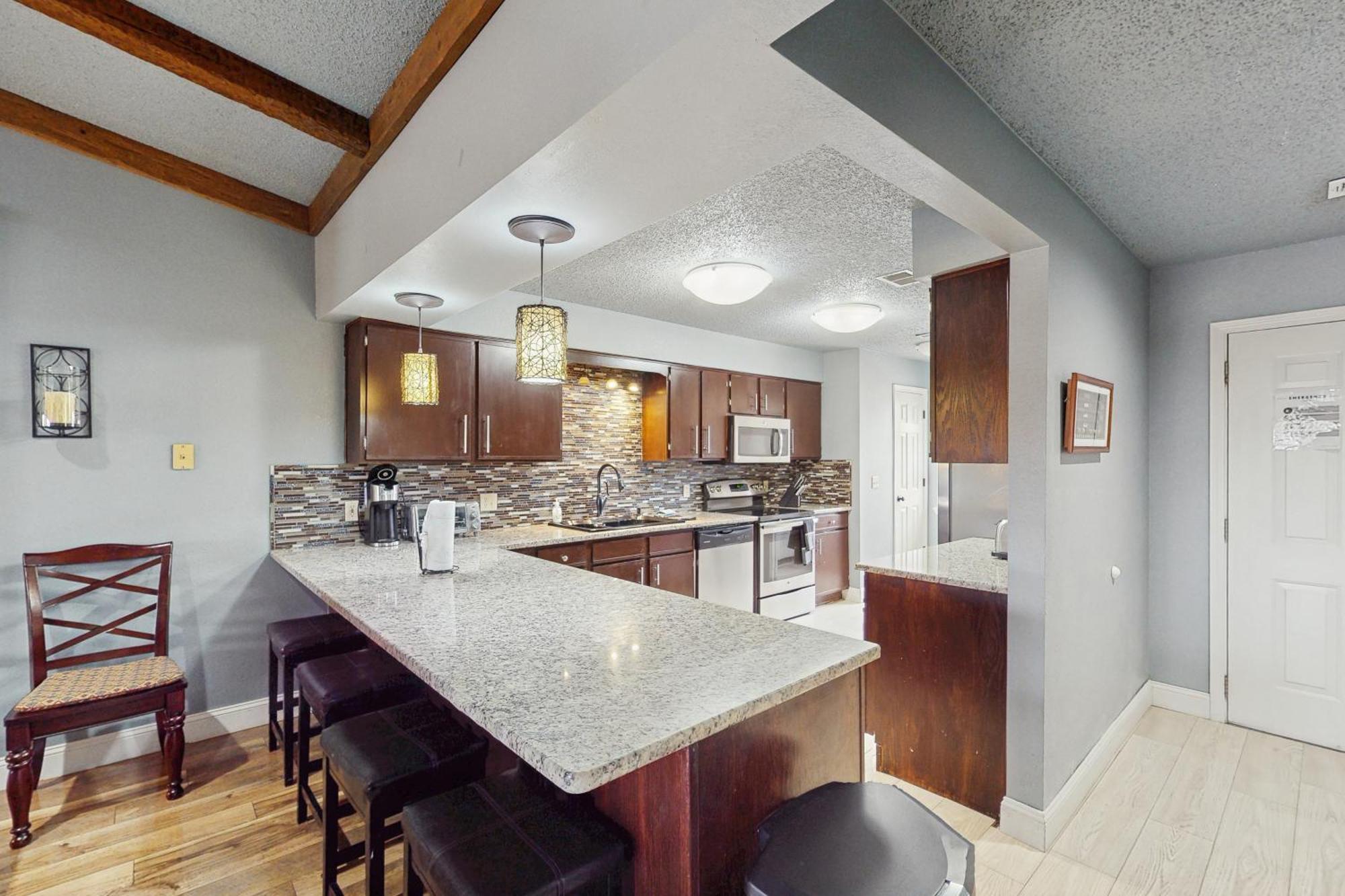 Hilltop Hideaway Apartment Branson
