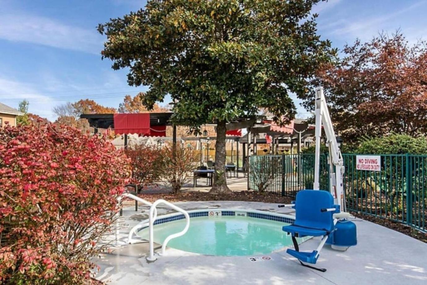 Holiday home In With Great Setting Including Pools And Playground Branson